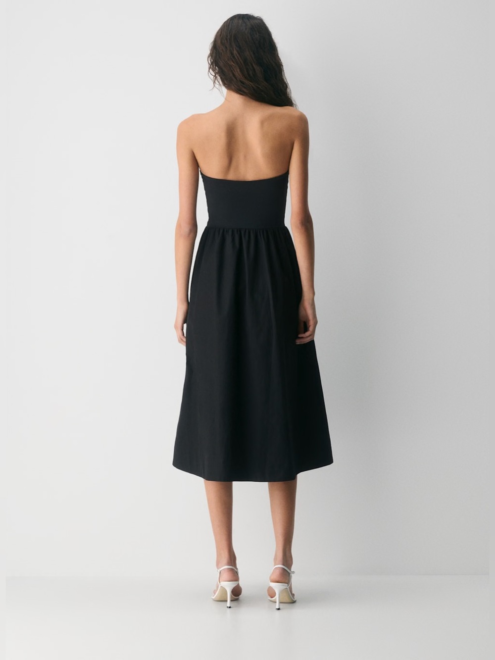 Aritzia Babaton Fluid Poplin Dress/Size Medium - Picture 2 of 2